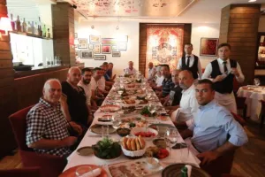 ΑΠΟΕΛ/Γεύμα στα ΜΜΕ (φώτος)