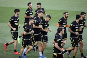 (ΦΩΤΟΣ) ΕΤΟΙΜΟ το ΑΠΟΕΛ - Ολοκληρώθηκε η προπόνηση 