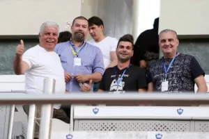 ΘΡΥΛΙΚΗ πρόκριση και ξανά ΟΜΙΛΟΥΣ!! (φώτος)