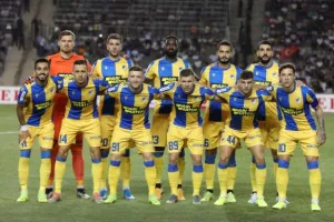 ΘΡΥΛΙΚΗ πρόκριση και ξανά ΟΜΙΛΟΥΣ!! (φώτος)