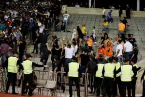ΘΡΥΛΙΚΗ πρόκριση και ξανά ΟΜΙΛΟΥΣ!! (φώτος)