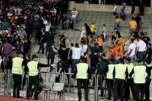 ΘΡΥΛΙΚΗ πρόκριση και ξανά ΟΜΙΛΟΥΣ!! (φώτος)