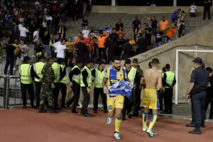 ΘΡΥΛΙΚΗ πρόκριση και ξανά ΟΜΙΛΟΥΣ!! (φώτος)