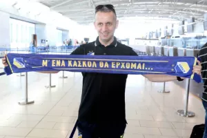 ΑΠΟΕΛ/ "Πέταξε" για Ολλανδία (Φώτος)