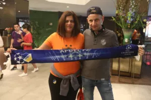 ΑΠΟΕΛίστες/ξενοδοχείο