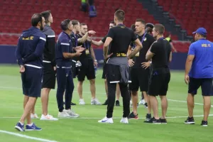 ΠΑΛΕΨΕ για το όνειρο αλλά είχε... θηρίο μπροστά του (φώτος)