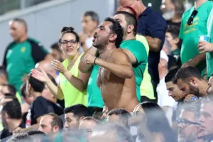 Πήρε φανέλα ΤΡΙΣΚΟ ο πρώην ΑΕΚτζής!
