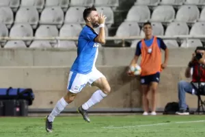 Ανατροπή, ΤΡΙΑΡΑ και ώρα για playoffs! (φώτος)