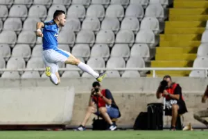Ανατροπή, ΤΡΙΑΡΑ και ώρα για playoffs! (φώτος)