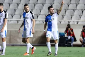 Ανατροπή, ΤΡΙΑΡΑ και ώρα για playoffs! (φώτος)