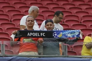 Οι ΑΠΟΕΛίστες στην ''Johan Cruijff Arena'' (φώτος)