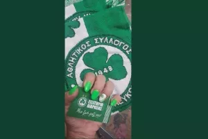Είναι Ομόνοια και το φωνάζει!