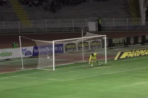 (ΦΩΤΟΣ) Γενέθλια και ΓΚΟΛ!