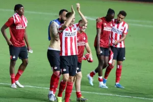 9-0/Ολλανδία