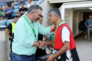 Στο... ΜΗΔΕΝ το φιλικό (φώτος)