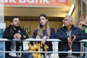 "Γιώργο ζεις για πάντα ΑΕΚΤΖΗΣ" στην "Ghelamco Arena" 