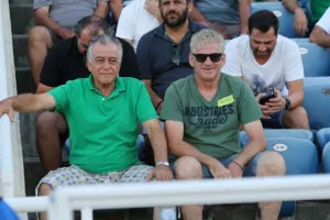 Στο... ΜΗΔΕΝ το φιλικό (φώτος)