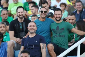Στο... ΜΗΔΕΝ το φιλικό (φώτος)