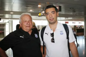 ΠΕΤΑΞΕ για Ολλανδία ο Απόλλωνας/ ΕΜΕΙΝΕ Κύπρο ο Καρ (Φώτος)