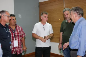 ΣΥΓΧΑΡΗΤΗΡΙΑ από Παπασταύρου