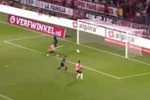 (ΒΙΝΤΕΟ) Τα τρια ΓΚΟΛ της PSV