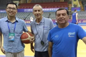 Ευχάριστη επίσκεψη για την Εθνική Ανδρών στην Κίνα!