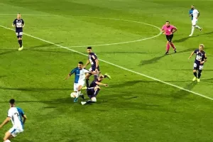 "Αέρας" ο ΑΠΟΛΛΩΝΑΣ στη Βιέννη! (Φώτος)