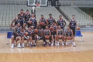 H επίσημη φωτογράφιση της Εθνικής Ανδρών (φώτος)