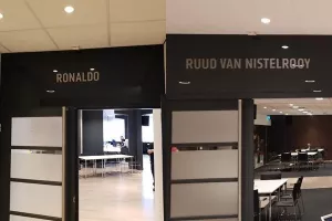 Με... Ρονάλντο (φαινόμενο) και Φαν Νίστελροϊ οι αίθουσες!