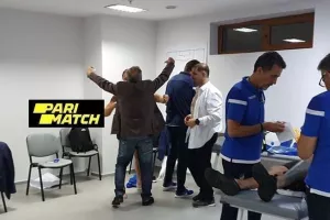 (ΒΙΝΤΕΟ KERKIDA) Φοβερές αντιδράσεις ΠΡΟΔΡΟΜΟΥ - ΝΤΟΛ στ' αποδυτήρια!