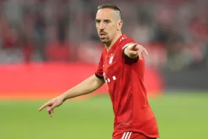 Franck Ribery με Απόλλωνα;