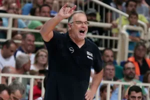 Σκουρτόπουλος: «Η μηχανή δουλεύει ρολόι, μεγάλη επιτυχία η τετράδα»