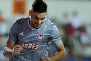 ΑΛΩΣΕ την Πόλη ο ΟΛΥΜΠΙΑΚΟΣ! (BINTEO)