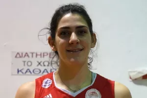 Ανανέωσε με Ολυμπιακό Π. η Κατερίνα Ζακχαίου