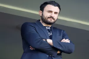 ΕΞΑΛΛΟΣ ο Καρυπίδης και έντονα παράπονα