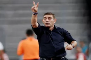Παντελίδης: "Θέτω την παραίτησή μου..."