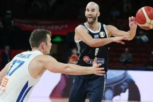 Η συγκλονιστική εμφάνιση του Καλάθη με την Τσεχία (βίντεο)