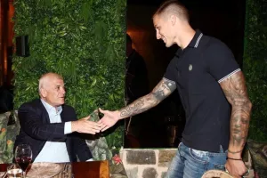 Παρολίγον παρεξήγηση 