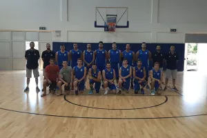 Ανόρθωση/"Το πρώτο φιλικό μετά από 42 χρόνια" (φώτος/βίντεο)