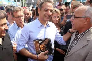 Μητσοτάκης: "Θα είμαστε κοντά σας για να γίνει το νέο γήπεδο του ΠΑΟΚ"