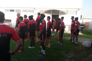 ΚΛΙΚΣ... απ' την προπόνηση του Ερμή