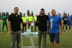 ΚΛΙΚΣ από το φιλικό!