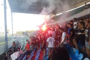 ΘΥΡΑ 1: "Γνήσια οπαδική αλητεία" (βίντεο)
