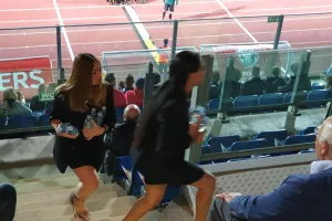Ωραία... φιλοξενία