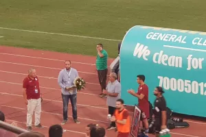 Τίμησαν τον Πέλο πριν το ξεκίνημα (φώτος)