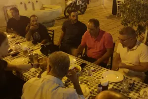 Βραδιά με ποδόσφαιρο και... φαγητό (φώτος)