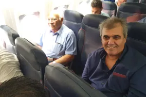 ΜΕΣΑ από το αεροπλάνο
