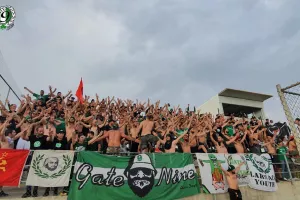 ΘΥΡΑ 9/ΦΩΤΟ και μήνυμα 