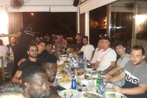 (Φώτος) Δείπνο στον Ερμή 