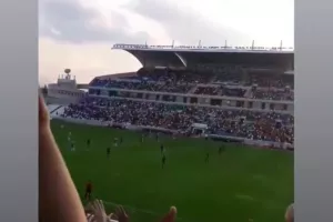H Ομόνοια ΑΠΟΘΕΩΝΕΙ τον κόσμο της/"Μόνο εσείς!" (φώτος)